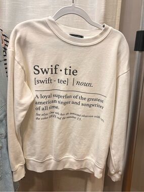 Cream "Swiftie" Graphic Sweatshirt